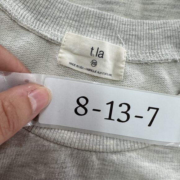 t.la Sweater Womens X Small Embroidered Rosebud Peplum Sweatshirt‎ Anthropologie - Picture 4 of 8